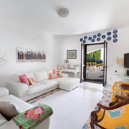 Estate4home - Mapi Villa