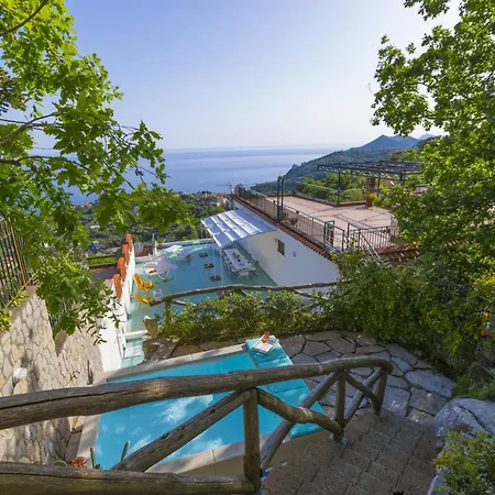 Estate4home - Mapi Villa Massa Lubrense